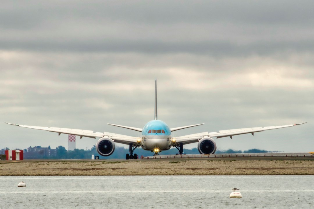 Boeing 787 Dreamliner at an airport, used as an illustrative image for the PIA and Norse Atlantic leasing agreement