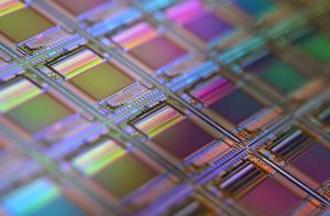 Macro photograph of a silicon wafer, used as an illustration for Samsung's preliminary earnings guidance