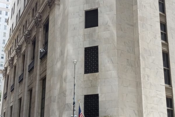 New York Stock Exchange building (Wikimedia Commons, CC BY 4.0)