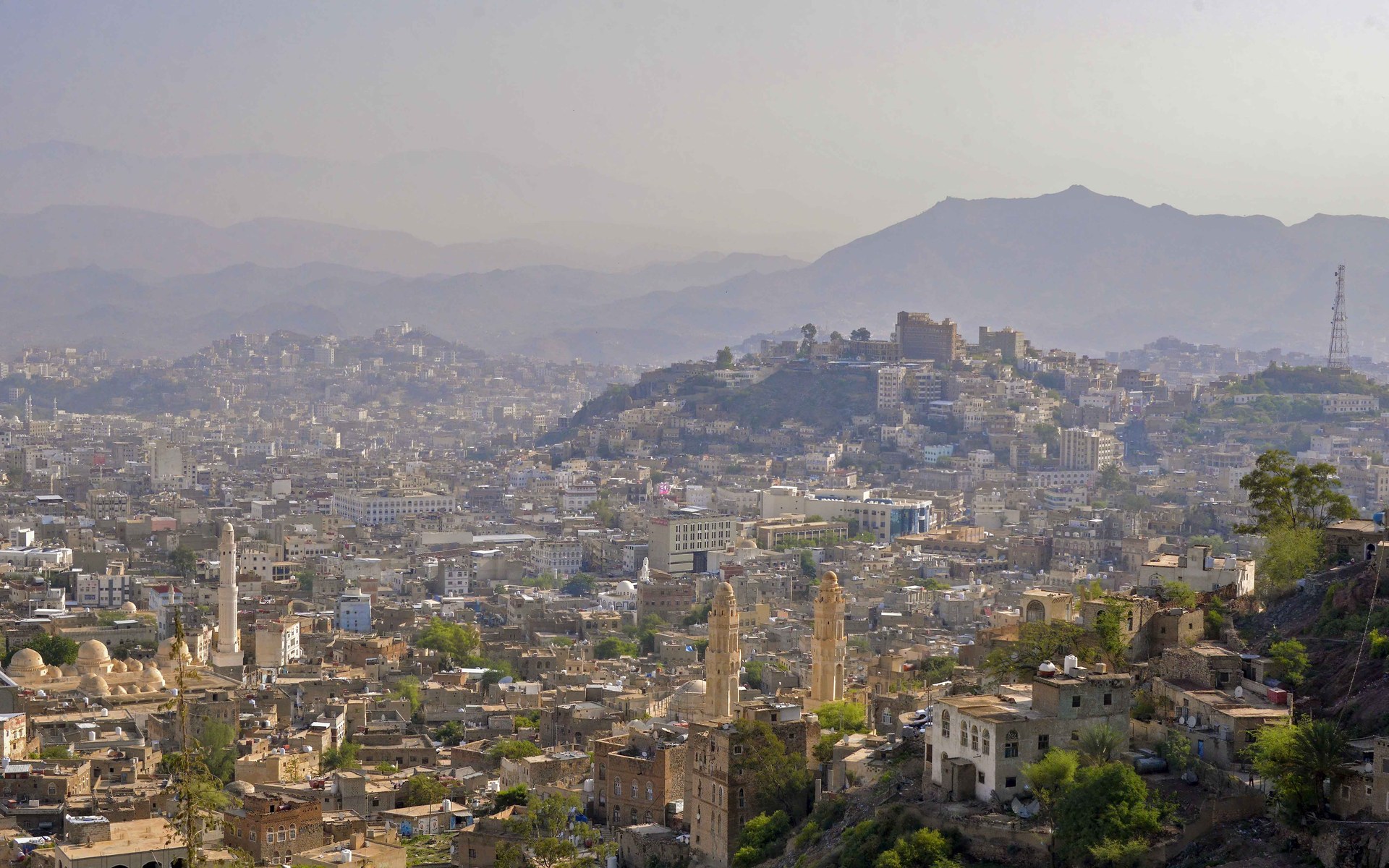 The city of Taiz, Yemen, seen from above.